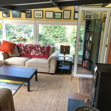 Sleeps 2 - 26 Galway And Manor * 아선리