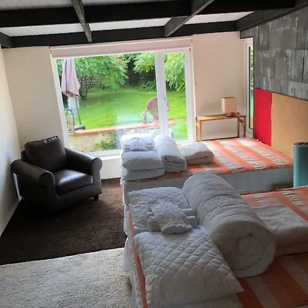 Sleeps 2 - 26 Galway And Manor * 아선리